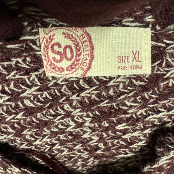 Lace up back sweater - Picture 3 of 3